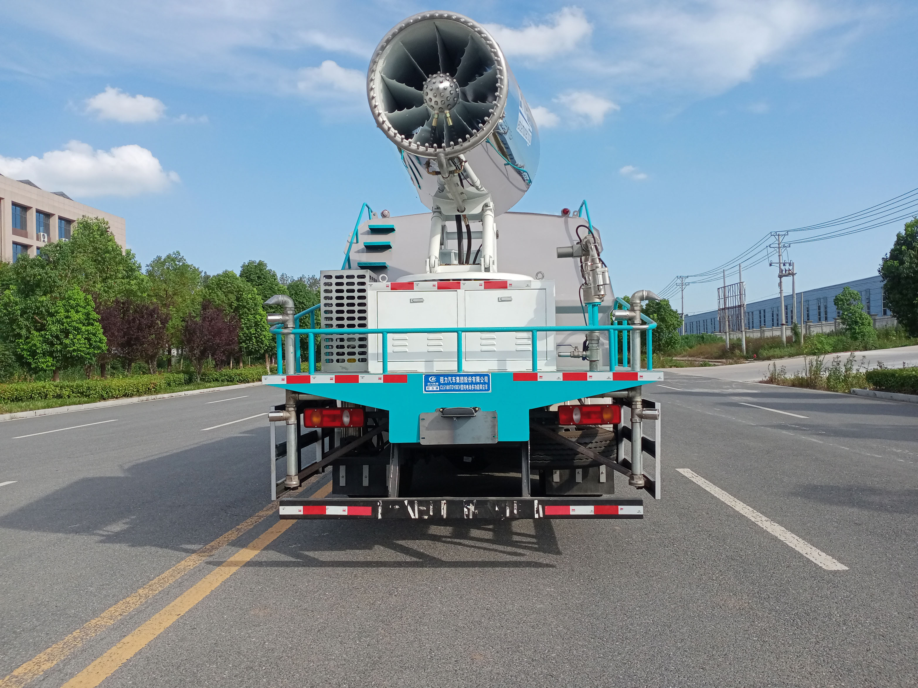 東風(fēng)天錦純電動(dòng)10方多功能抑塵車圖片5